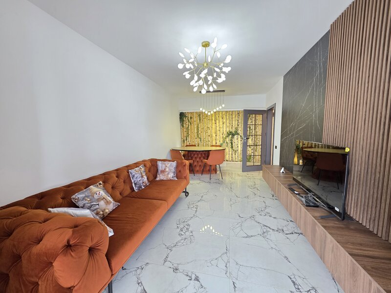 Auchan Titan, Complexul IRAM Residence.